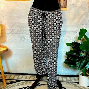 Forever 21 tribal print pants/ joggers size large